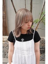 シィーム(cime) ベージュカラー ハイトーン