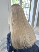 ダイアモンドリリー(Diamond Lily)&nbsp;ホワイトベージュ