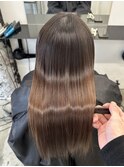 黒髪クラゲヘアーオリーブグレー小顔ココアベージュロングヘア