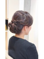チル アウト ヘア ロジック(chill out hair Logic)&nbsp;艶感ヘアアレンジ