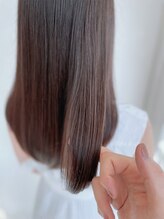 ヘアアンドフェイシャル ヴィトリーノ(Hair & Facial Vitrine)
