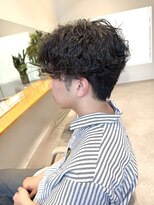 ヌークバイラヴェスト 四日市(neuk by lovest)&nbsp;【neuk服部】リバースセンターパートシャドウパーマ