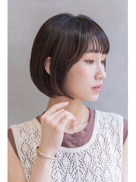 テイラー(Taylor) 【Taylor 】☆大宮 ツヤ感ラベージュ×マチルダボブ