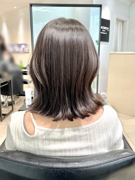 ラブクロムトーキョー オモテサンドウ(LOVECHROME OMOTESANDO) 黒髪韓国風くびれヘア外ハネボブ髪質改善縮毛矯正こなれミディ