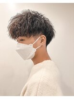 ビーテックバイゼン 山科店(B-TECH by Zen)&nbsp;ツーブロック短髪モテるスーツ束感メッシュシークレットパーマ