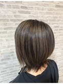 白髪ボカシのハイライトカラー