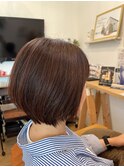ショートボブ