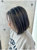 ボブの細めコントラストハイライトカラー