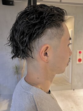 エリマバイフィフス 調布(elima by fifth) スキンフェードツイストスパイラルウェーブツイスパオールバック