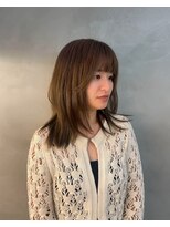 アルティファータ(artifata)&nbsp;オリーブベージュ　ブリーチなし　レイヤー　イエベ春