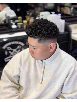 バーバースタイルクラブフォー(BARBER STYLE CLUB 4) 極道パーマ