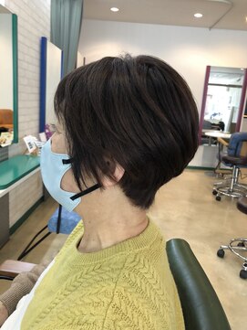 大人ショートスタイル