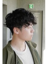 にもう&nbsp;サーフカール&ブルーブラック　フェザーパーマ 