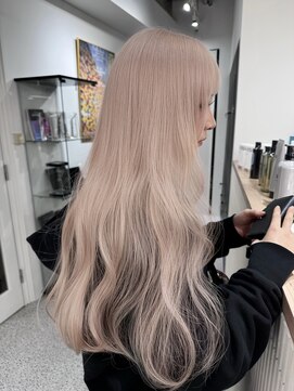 PELE原宿/ブリーチなしダブルカラー/ハイトーン/ケアブリーチ【３月上旬OPEN(予定)】 着物ヘア/ダークアッシュ/ミディアムレイヤーカット/原宿