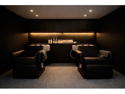 エン(EYN)の写真