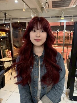 アクアオモテサンドウ(ACQUA omotesando) ☆韓国レイヤーカットブリーチなしボルドーチェリーカシスレッド