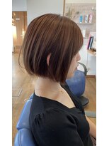 ラヴィーヌ+ 束感ボブ