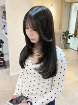 フロウエン(FLAWEN.)&nbsp;レイヤースタイル×オリーブグレージュ