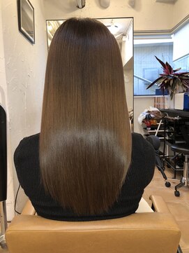 アコンプリッシュ 代官山 恵比寿(accomplish) プラチナミネコラ