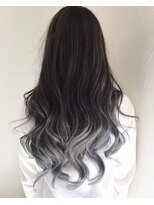 ヴァパウス ヘアーデザイン(Vapaus hair design) スモーキーアッシュ+ブルーシルバー