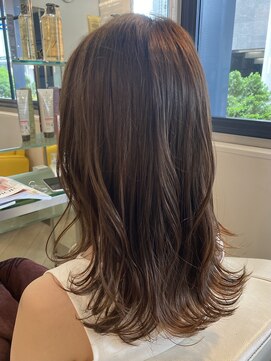 グラマシー アレックス(Gramercy alex) カーキベージュ×レイヤーcut/ミントアッシュ/三宮20代30代40代