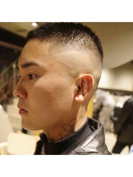 ビビト(bibito) bibito メンズフェードカット　刈り上げボーズ