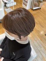 ファム 立町店(femme)&nbsp;白髪活かしショート《山根みゆき》