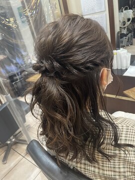 モードケイズ 阿倍野店(MODE K’s) ハーフアップ