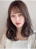 大人かわいい小顔外はねくびれミディアム 20代30代40代