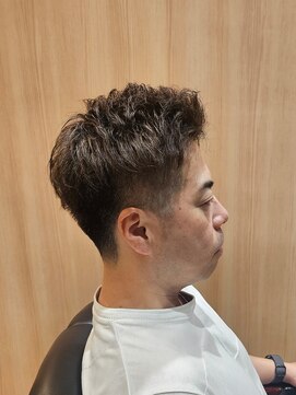 スカイ 大手町プレイス店 ツーブロック、パーマ