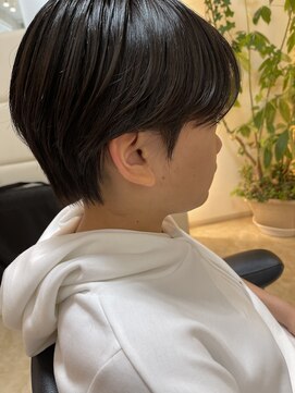 桜デコ ティンプル店(DECO) おーい！刈り上げない２ブロック耳掛けハンサムショート