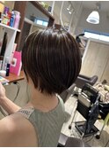ショートボブ ハイライトメッシュ