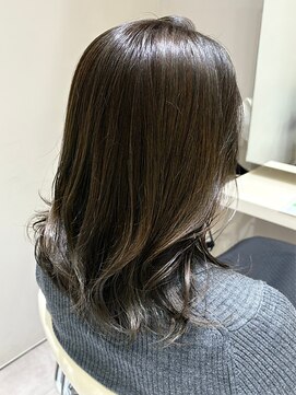 コルソ バイ ケーツー(CORSO by k-two) 透明感カラーオリーブベージュ