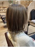 ベージュラテ