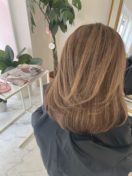 ヘアプロデュース ワイ(hairproduce y) レイヤースタイル×白髪染め