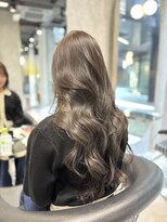 シティ(CITY)&nbsp;ロングレイヤー/グレージュ/透明感カラー