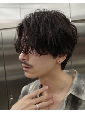 レタッチバイフィフス(RETOUCH by fifth) 原宿メンズツーブロック前下がりシャドウパーマセンターパート