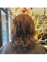 アイフィール アヴェダ 瑞江店(i feel AVEDA)&nbsp;ミディアムレイヤー×パーマ