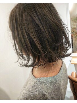 トリート 西船橋店(TREAT) ブラウンベージュ _西船橋/西船橋駅