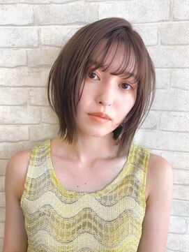 オロ(ORO) 【ORO】軽やかフォギーベージュボブ　益子