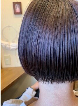 ボブビッシュ 東温店 シンプルショート