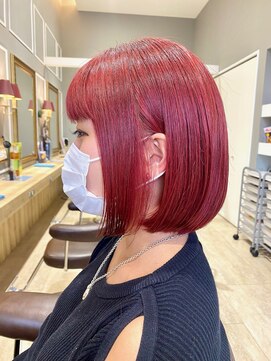 エクラヘア(ECLAT HAIR) ピンクレッドカラー ボブ