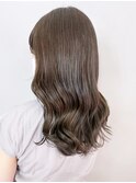 オリーブグレージュ_アースカラーくびれヘア_ba347461