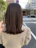 ディーエックス スリー(Dxxxx III)&nbsp;外ハネ透明感ベージュ恵比寿