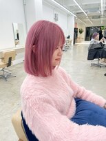 ニュート(Neut )&nbsp;薄ピンクカラーミディアムボブ/ハイトーン/ケアブリーチ/名古屋