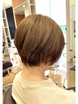 レッド(ReD) 髪質改善　白髪ぼかし　ショートボブ
