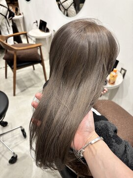 グラフ 立川(Graph.) ブリーチありダブルカラーシアベージュフェイスレイヤー