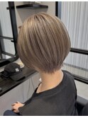 大人ショートボブ×くすみベージュ 20代30代