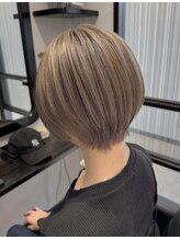 サロンドフィール 永山店(Salon de feel) 大人ショートボブ×くすみベージュ 20代30代