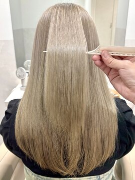 サロウィン 那覇店(SALOWIN) 美髪ホワイトブロンドハイトーンブリーチミルクティーベージュ